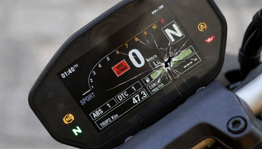 The Real Cost of Replacing a Motorcycle TFT Display: Prices, Causes, and Hidden Costs